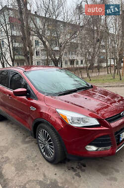 Внедорожник / Кроссовер Ford Escape 2015 в 