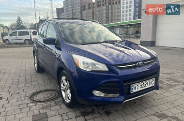 Внедорожник / Кроссовер Ford Escape 2015 в Ивано-Франковске