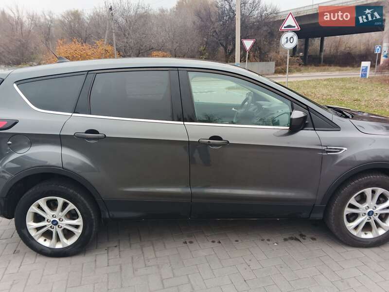 Внедорожник / Кроссовер Ford Escape 2019 в Каменском фото 3 Внедорожник / Кроссовер Ford Escape 2019 в Каменском