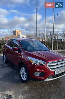 Внедорожник / Кроссовер Ford Escape 2016 в 