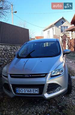 Позашляховик / Кросовер Ford Escape 2014 в 