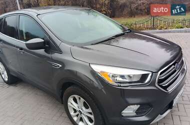 Внедорожник / Кроссовер Ford Escape 2019 в 