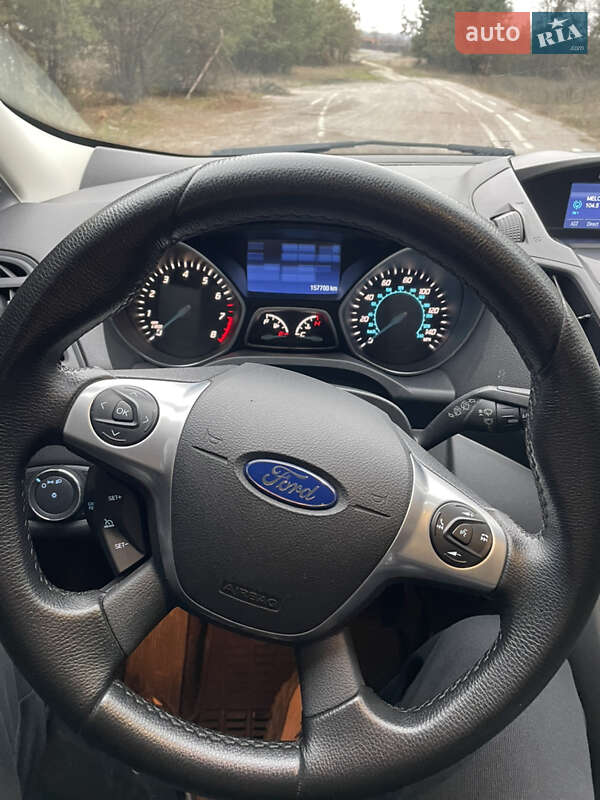 Внедорожник / Кроссовер Ford Escape 2014 в Черкассах