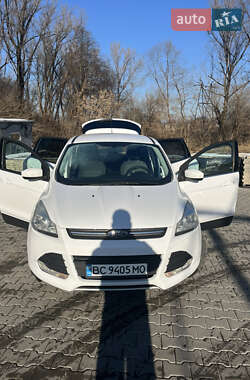 Внедорожник / Кроссовер Ford Escape 2014 в 