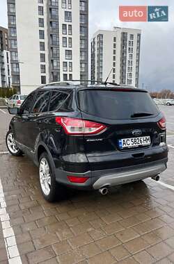 Позашляховик / Кросовер Ford Escape 2013 в Луцьку