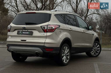 Внедорожник / Кроссовер Ford Escape 2017 в Киеве