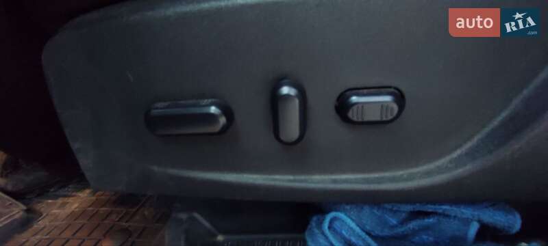 Внедорожник / Кроссовер Ford Escape 2015 в Запорожье