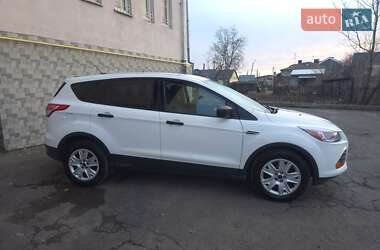 Позашляховик / Кросовер Ford Escape 2013 в 