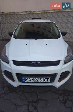 Позашляховик / Кросовер Ford Escape 2013 в 