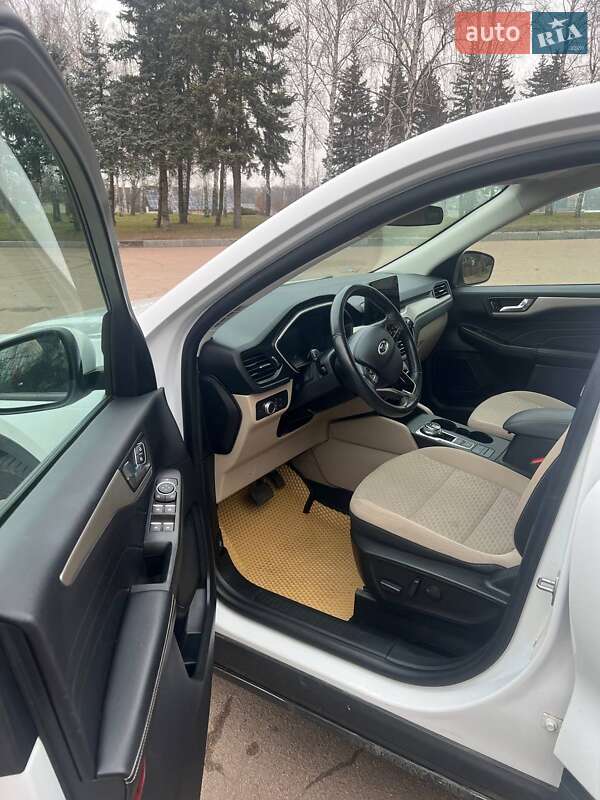 Внедорожник / Кроссовер Ford Escape 2021 в Житомире