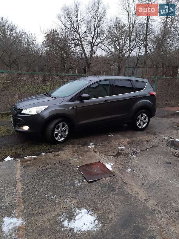 Внедорожник / Кроссовер Ford Escape 2014 в Чернигове
