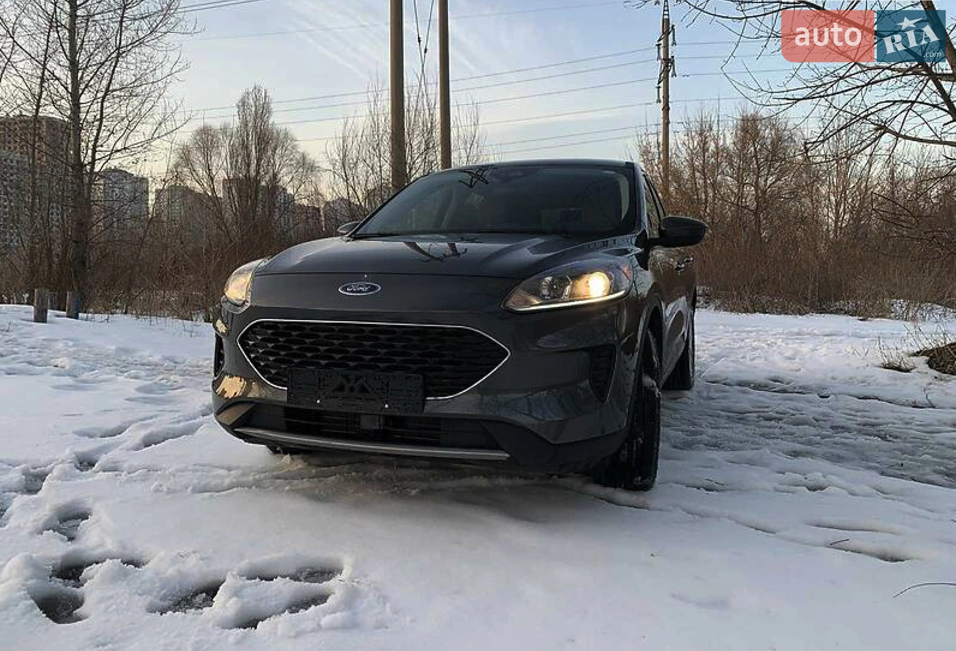 2020 Ford Escape - фото 1
