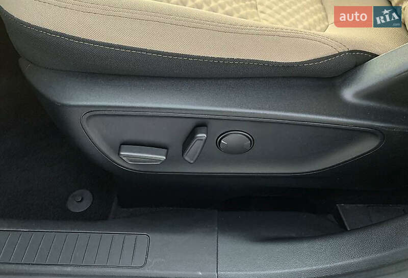 Внедорожник / Кроссовер Ford Escape 2020 в Хмельницком фото 23 Внедорожник / Кроссовер Ford Escape 2020 в Хмельницком