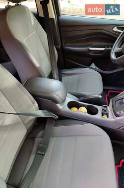 Позашляховик / Кросовер Ford Escape 2013 в Дніпрі