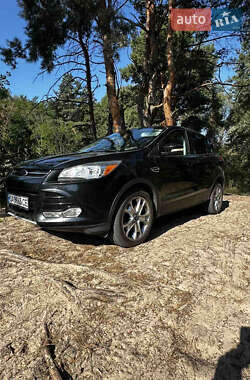 Внедорожник / Кроссовер Ford Escape 2013 в 