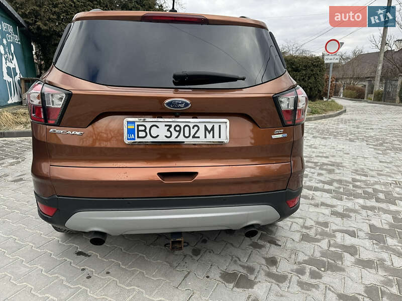 Внедорожник / Кроссовер Ford Escape 2016 в Трускавце