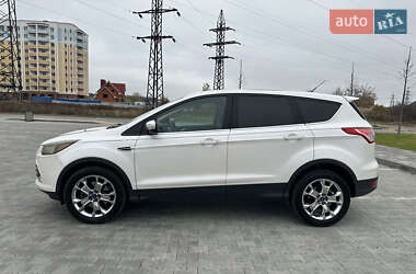 Внедорожник / Кроссовер Ford Escape 2012 в 