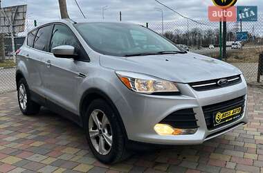 Позашляховик / Кросовер Ford Escape 2015 в Стрию