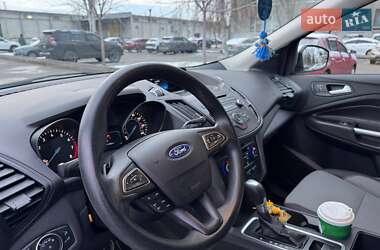 Позашляховик / Кросовер Ford Escape 2017 в Дніпрі