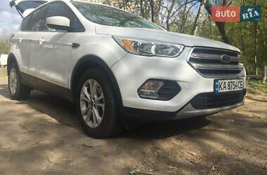 Позашляховик / Кросовер Ford Escape 2016 в Тернополі