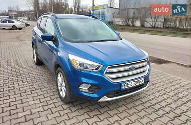 Внедорожник / Кроссовер Ford Escape 2017 в Николаеве