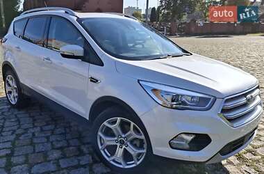 Позашляховик / Кросовер Ford Escape 2019 в Одесі