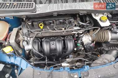 Внедорожник / Кроссовер Ford Escape 2016 в Ровно