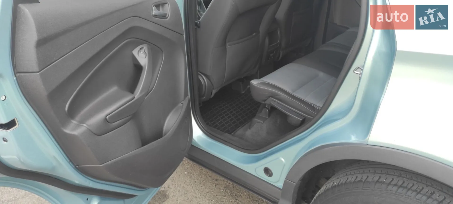 2012 Ford Escape - мініатюра 19
