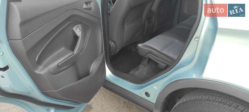 Внедорожник / Кроссовер Ford Escape 2012 в Киеве