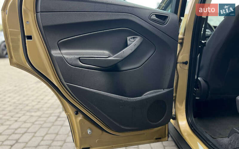 Позашляховик / Кросовер Ford Escape 2014 в Івано-Франківську