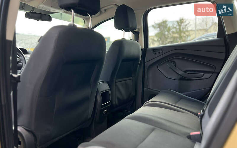 Позашляховик / Кросовер Ford Escape 2014 в Івано-Франківську