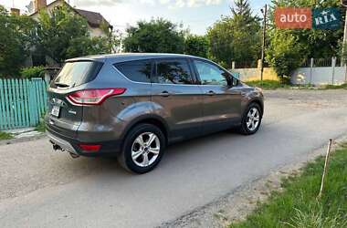 Позашляховик / Кросовер Ford Escape 2014 в Чернівцях