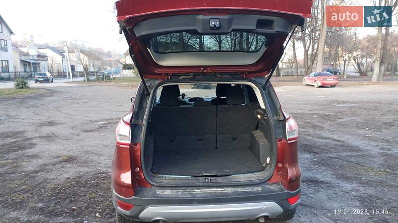 Внедорожник / Кроссовер Ford Escape 2014 в 