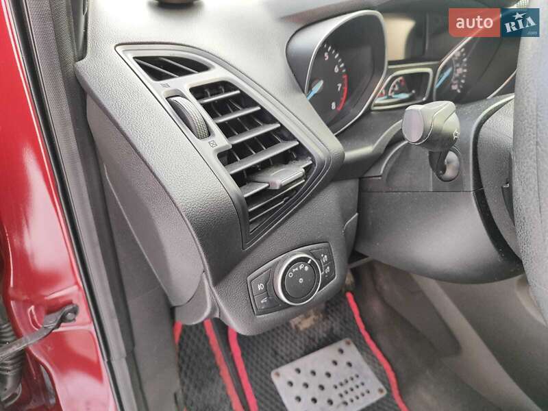 Внедорожник / Кроссовер Ford Escape 2017 в Чернигове