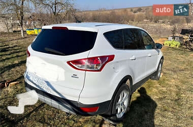 Внедорожник / Кроссовер Ford Escape 2012 в 