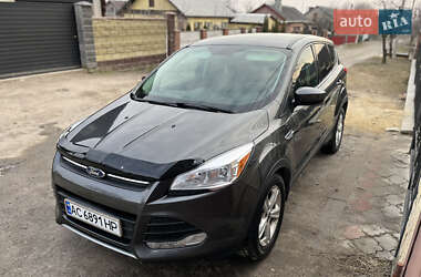 Позашляховик / Кросовер Ford Escape 2015 в Нововолинську