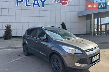 Внедорожник / Кроссовер Ford Escape 2015 в Кривом Роге