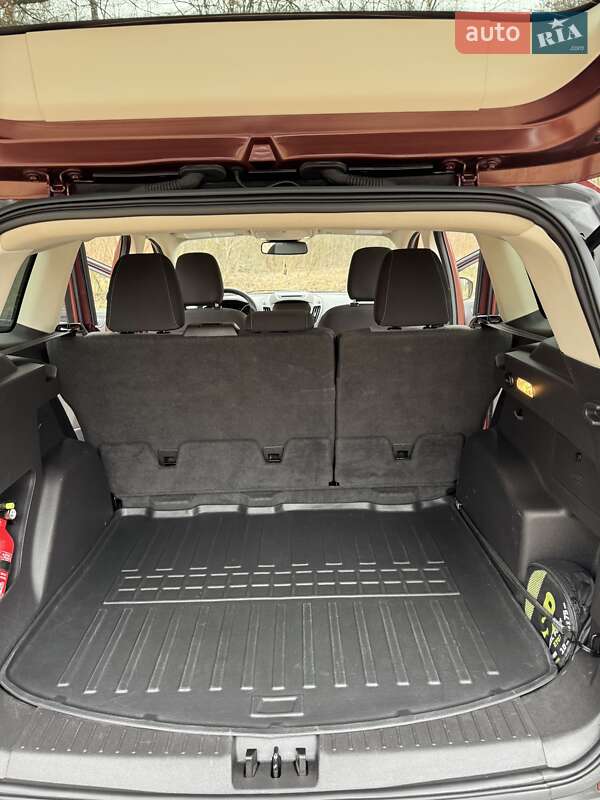 Внедорожник / Кроссовер Ford Escape 2017 в Тернополе