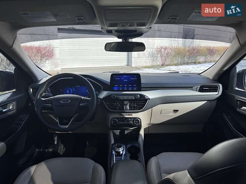 Внедорожник / Кроссовер Ford Escape 2019 в Киеве