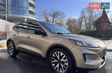 Внедорожник / Кроссовер Ford Escape 2019 в Киеве