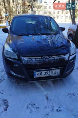 Внедорожник / Кроссовер Ford Escape 2013 в 