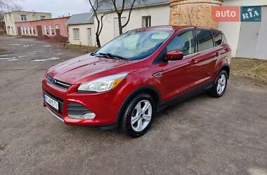 Внедорожник / Кроссовер Ford Escape 2015 в Золочеве