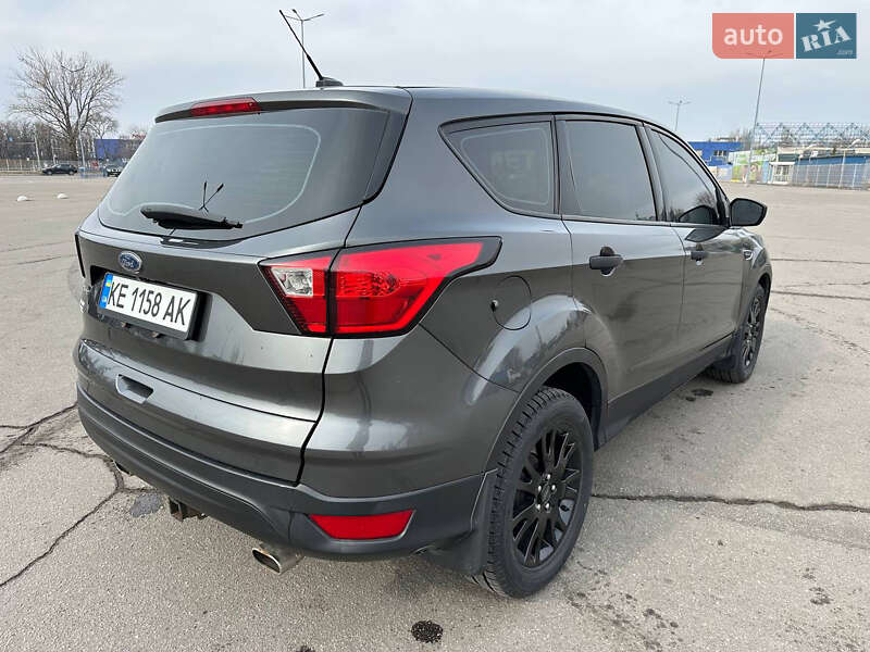 Позашляховик / Кросовер Ford Escape 2019 в Дніпрі