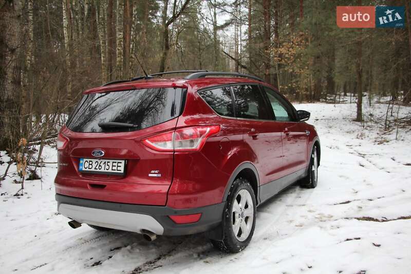 Внедорожник / Кроссовер Ford Escape 2016 в Чернигове