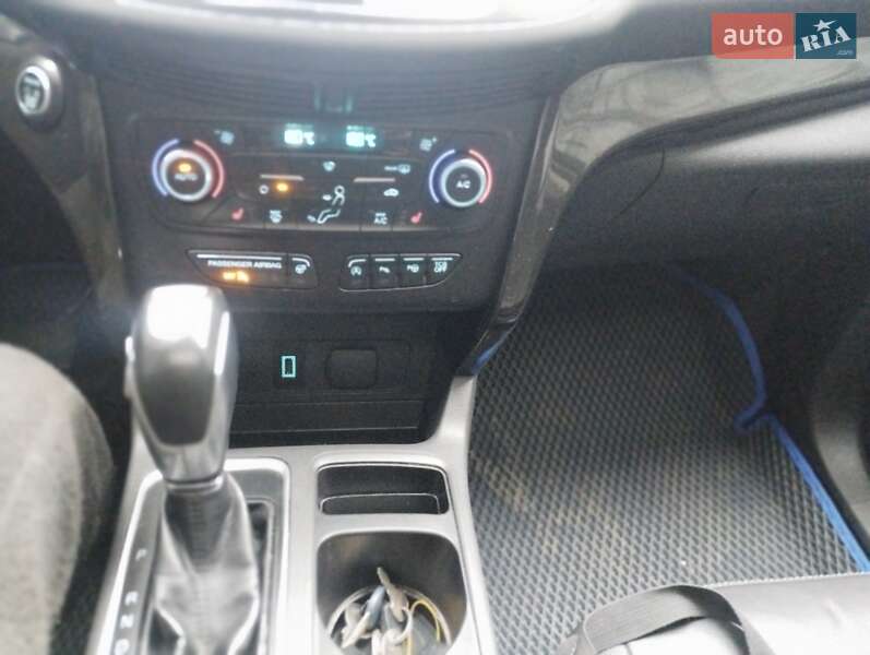 Внедорожник / Кроссовер Ford Escape 2018 в Лубнах