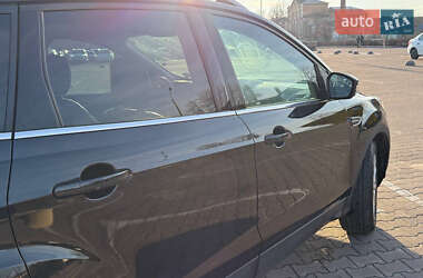 Внедорожник / Кроссовер Ford Escape 2018 в 