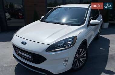 Позашляховик / Кросовер Ford Escape 2020 в 
