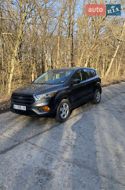 Внедорожник / Кроссовер Ford Escape 2016 в Ровно