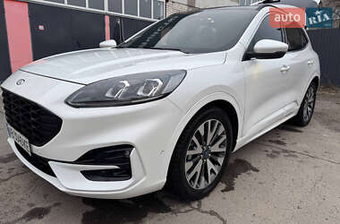 Внедорожник / Кроссовер Ford Escape 2020 в 