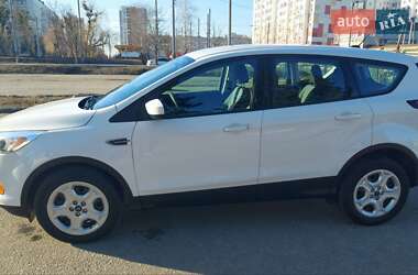 Позашляховик / Кросовер Ford Escape 2016 в Харкові